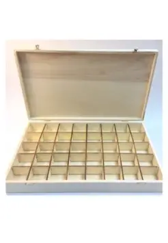 CAJA CON SEPARADORES PARA MINERALES, DE MADERA