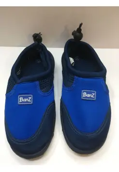 ZAPATILLAS DE NEOPRENO, COLOR AZUL 6-8 AOS